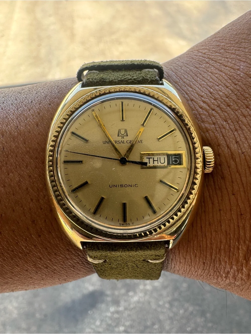 Universal Geneve 14K GFD Electronic Day date Unisonic Turningfork - Polerouter
